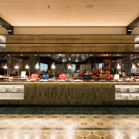 Mai House Saigon Hotel Ho Chi Minh City Exterior photo The buffet at the hotel