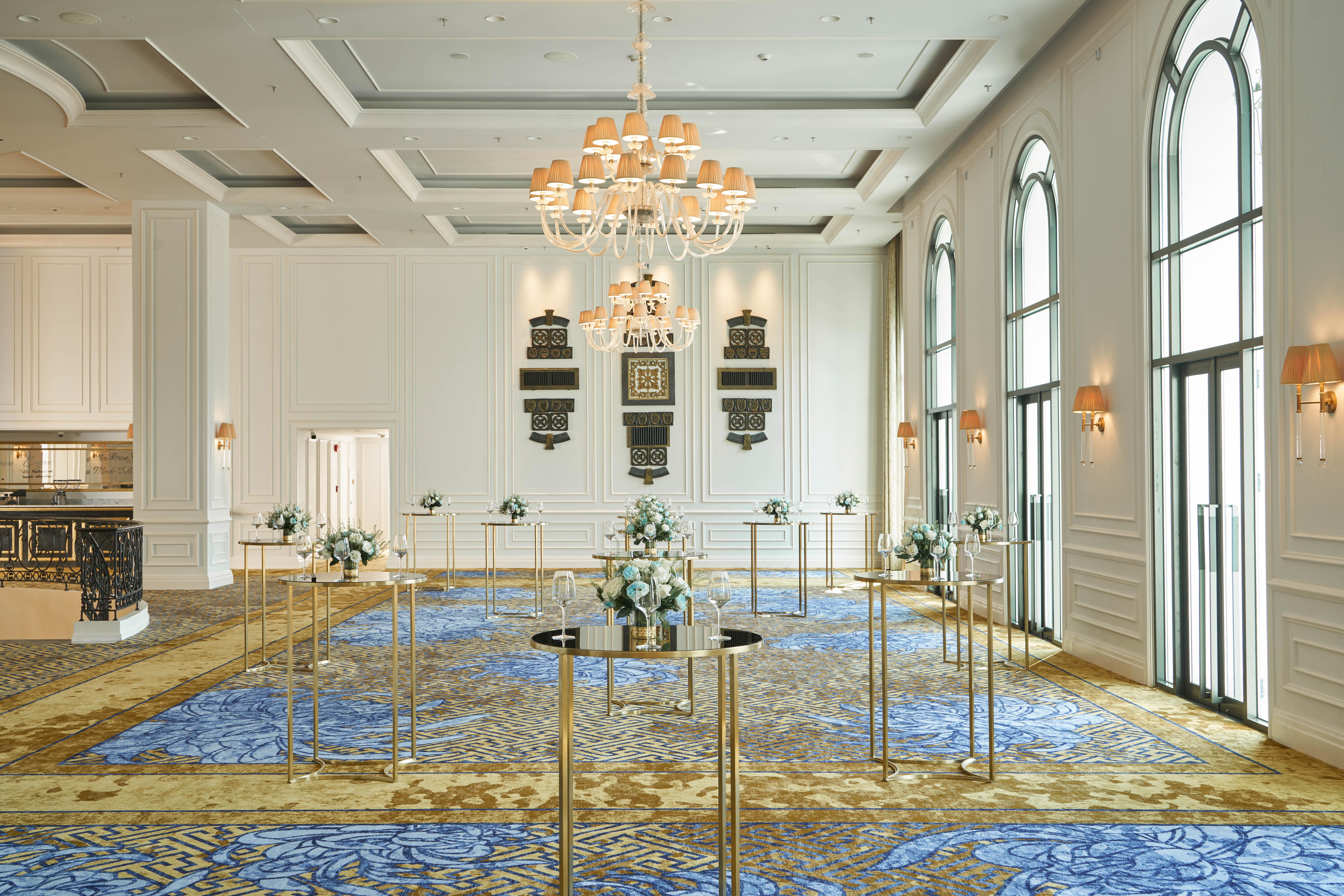 Mai House Saigon Hotel Ho Chi Minh City Exterior photo The interior of the ballroom