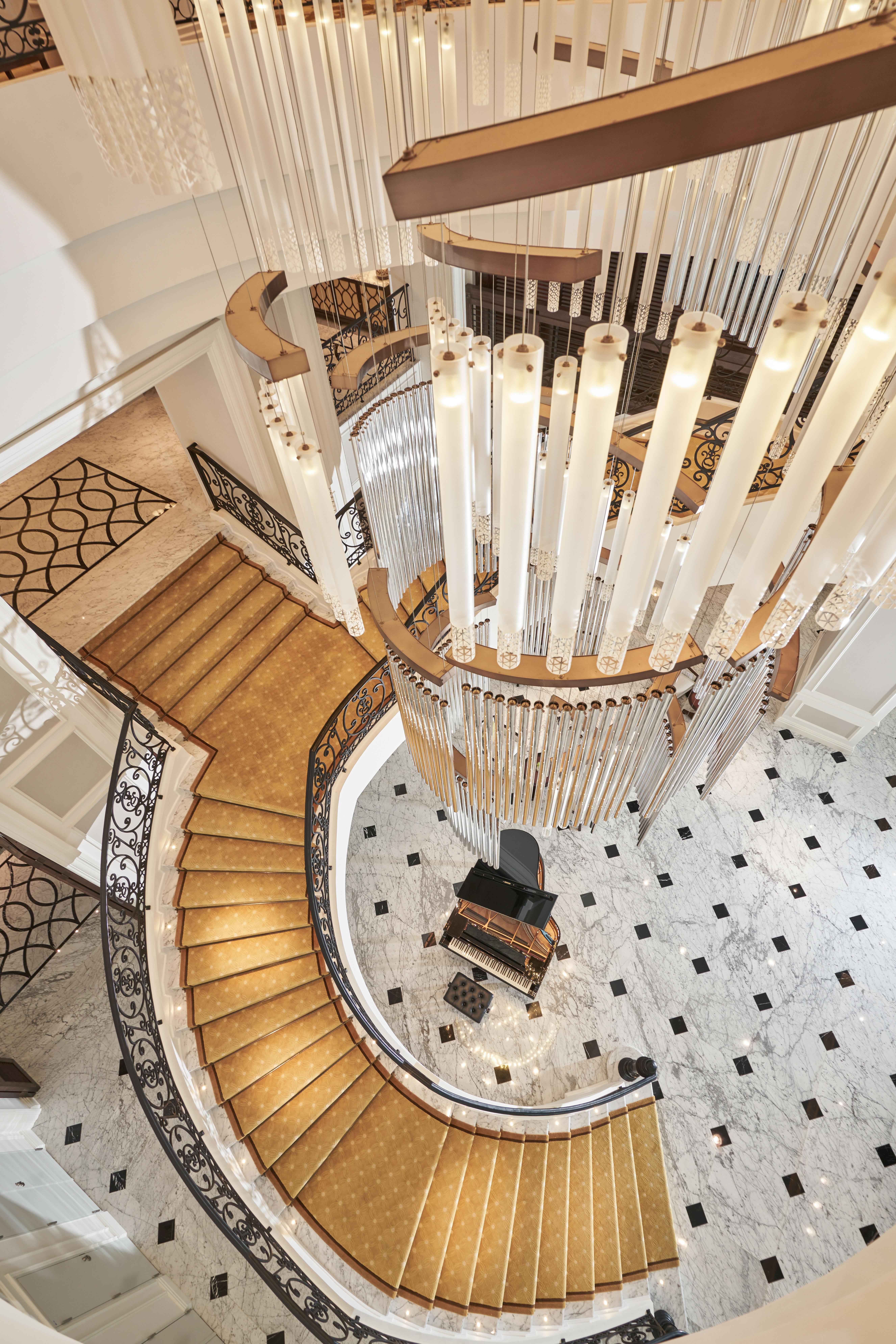 Mai House Saigon Hotel Ho Chi Minh City Exterior photo The staircase